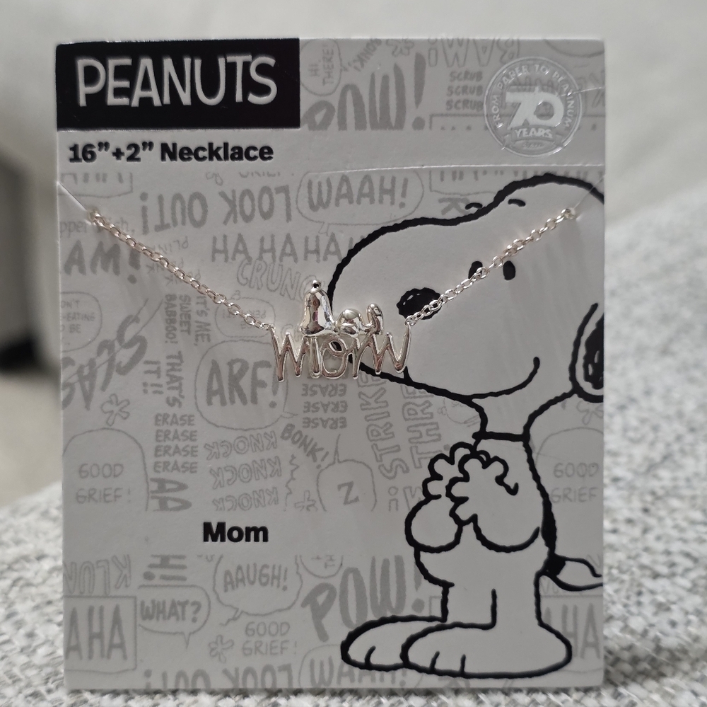 Peanuts Silver 'Mom' Necklace with Snoopy